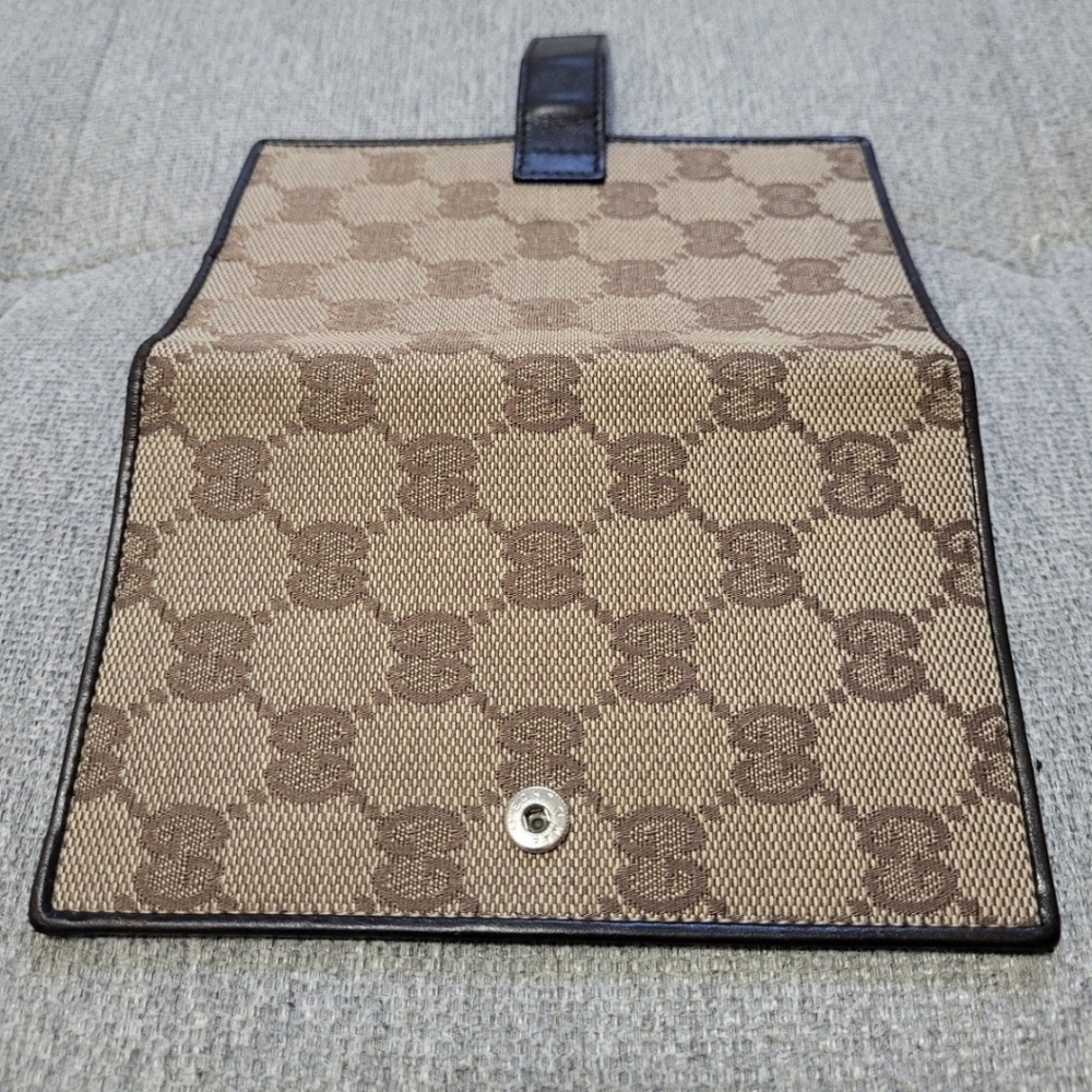 Gucci GG Canvas & Leather Wallet / Passport Holder + Gucci Dust Bag - EUC - Picture 12 of 12
